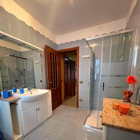 La Panoramica Svegliati Con La Vista Delle Alpi Dalle E Terrazza Ampia Lägenhet Berzo